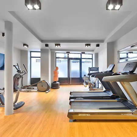 Urban Flat 108 - Classic Parisian 4 Bdr Flat Lägenhet Paris