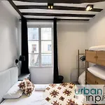 Urban Flat 108 - Classic Parisian 4 Bdr Flat * 파리